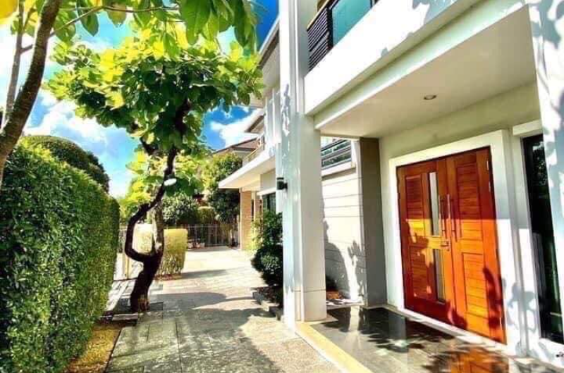 แกรนด์ บางกอก บูเลอวาร์ด ราชพฤกษ์ – รัตนาธิเบศร์